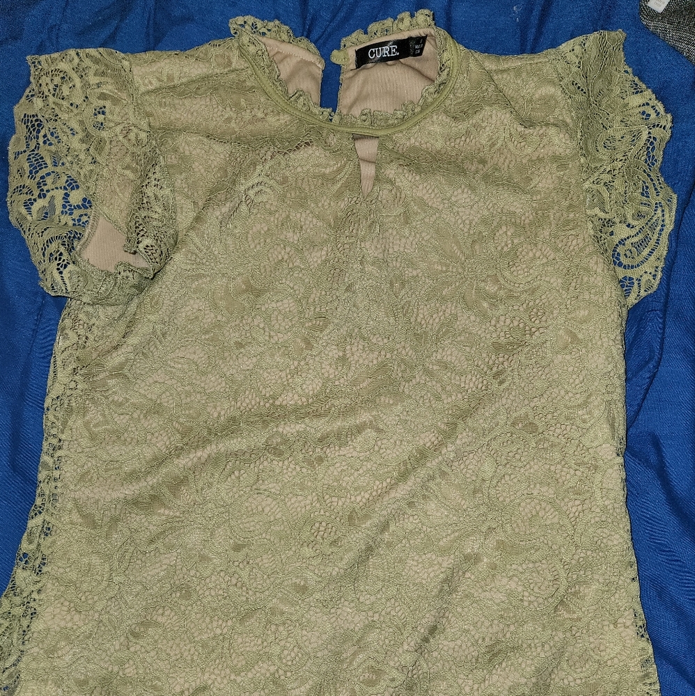 Small Cure Lace short sleeve shirt